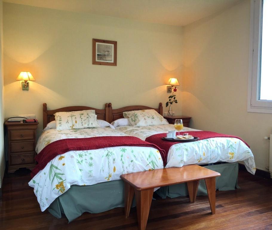 Pension Buenavista San Sebastian Игельдо Номер фото